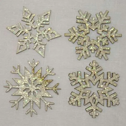 Affrettati - Fiocchi di neve in legno bianco e brillantinato cm 3,5/4 pz misti